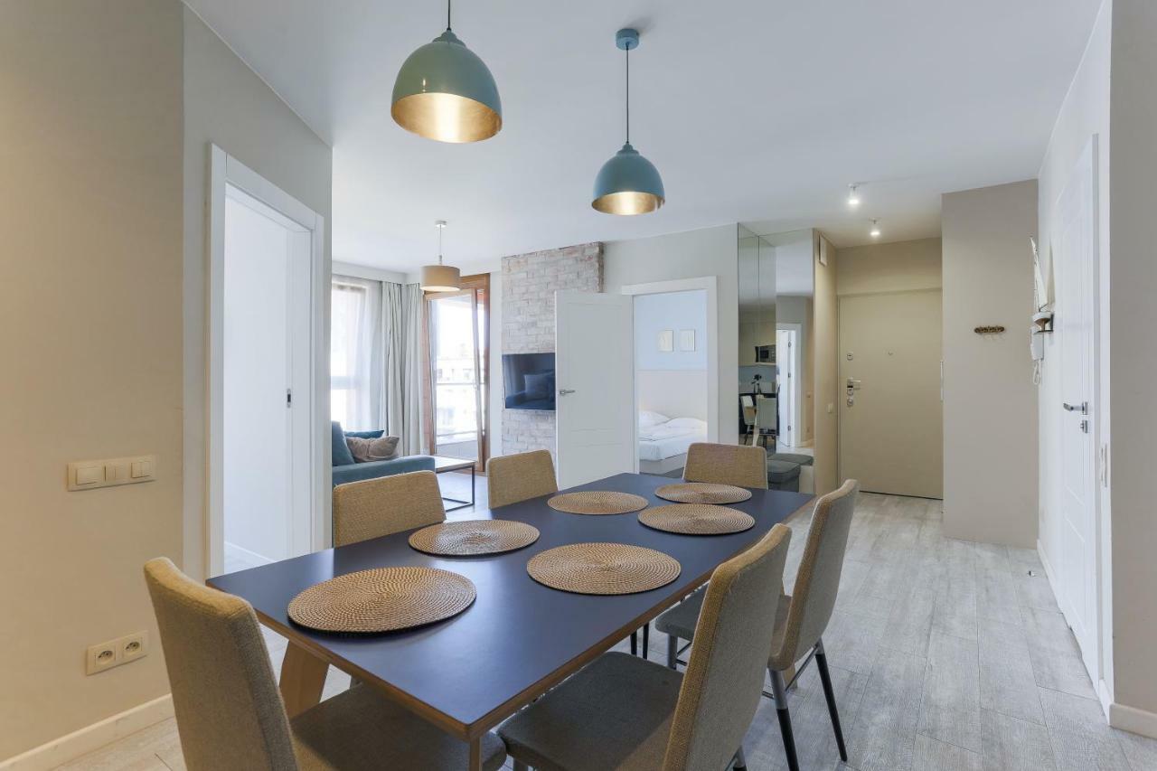 Unique Motlawa Riverbank Apartment Gdansk Exterior photo